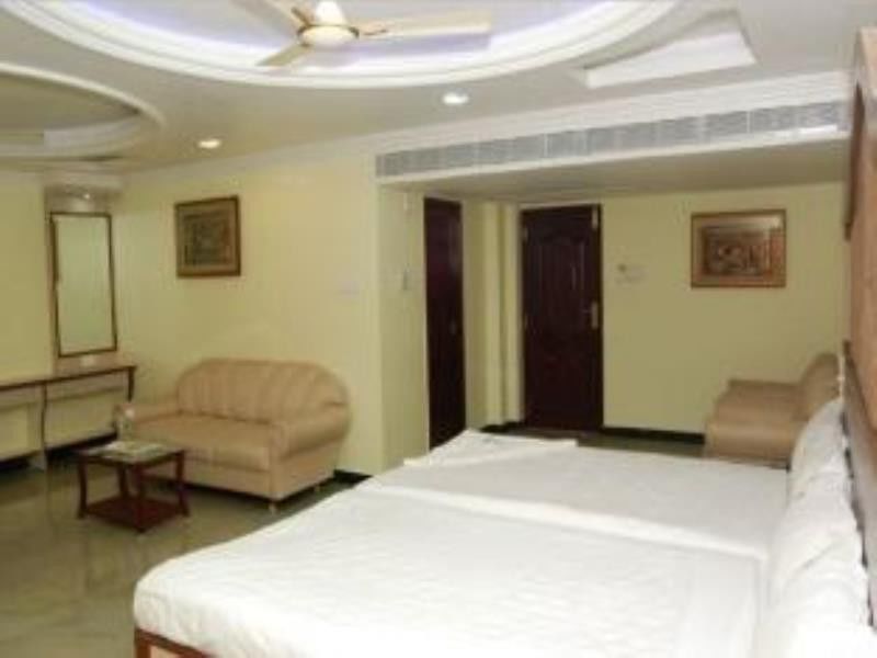 Shri Perumal Inn Ποντισερί Εξωτερικό φωτογραφία